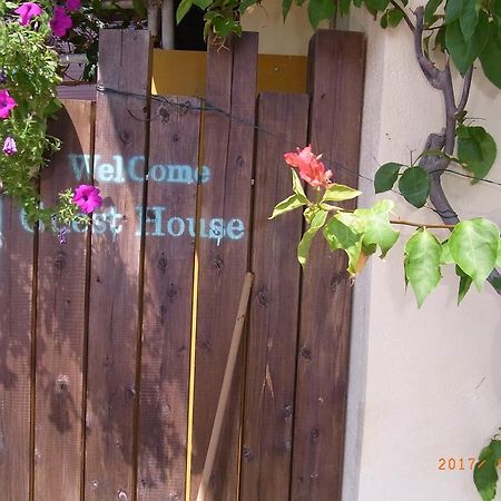 Guest House Renga II Uruma Exterior foto
